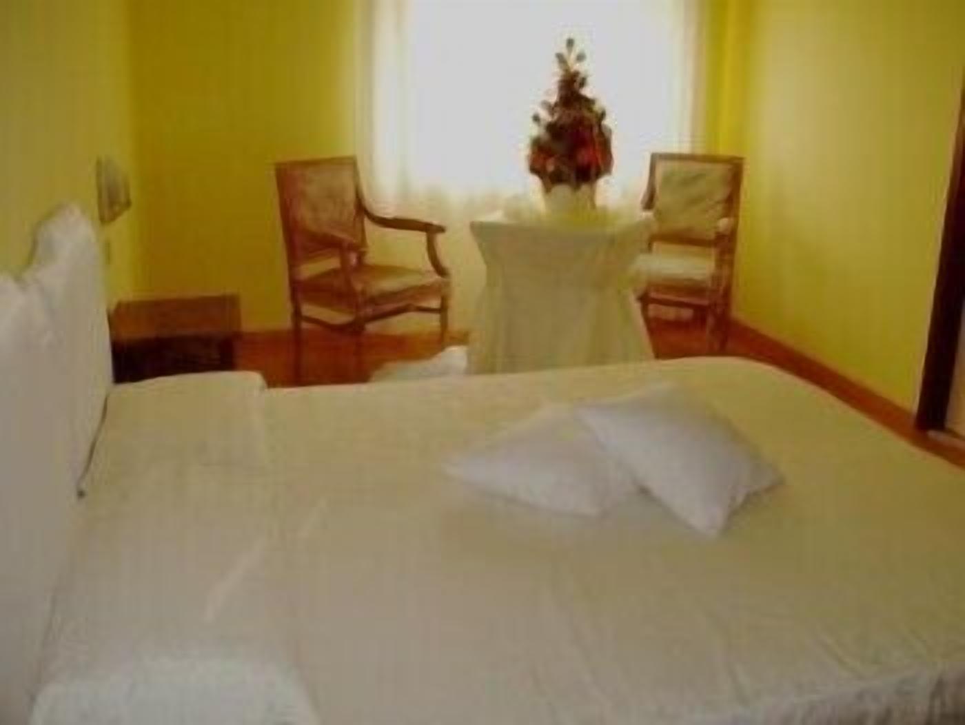 minibar, in-room safe, desk, soundproofing