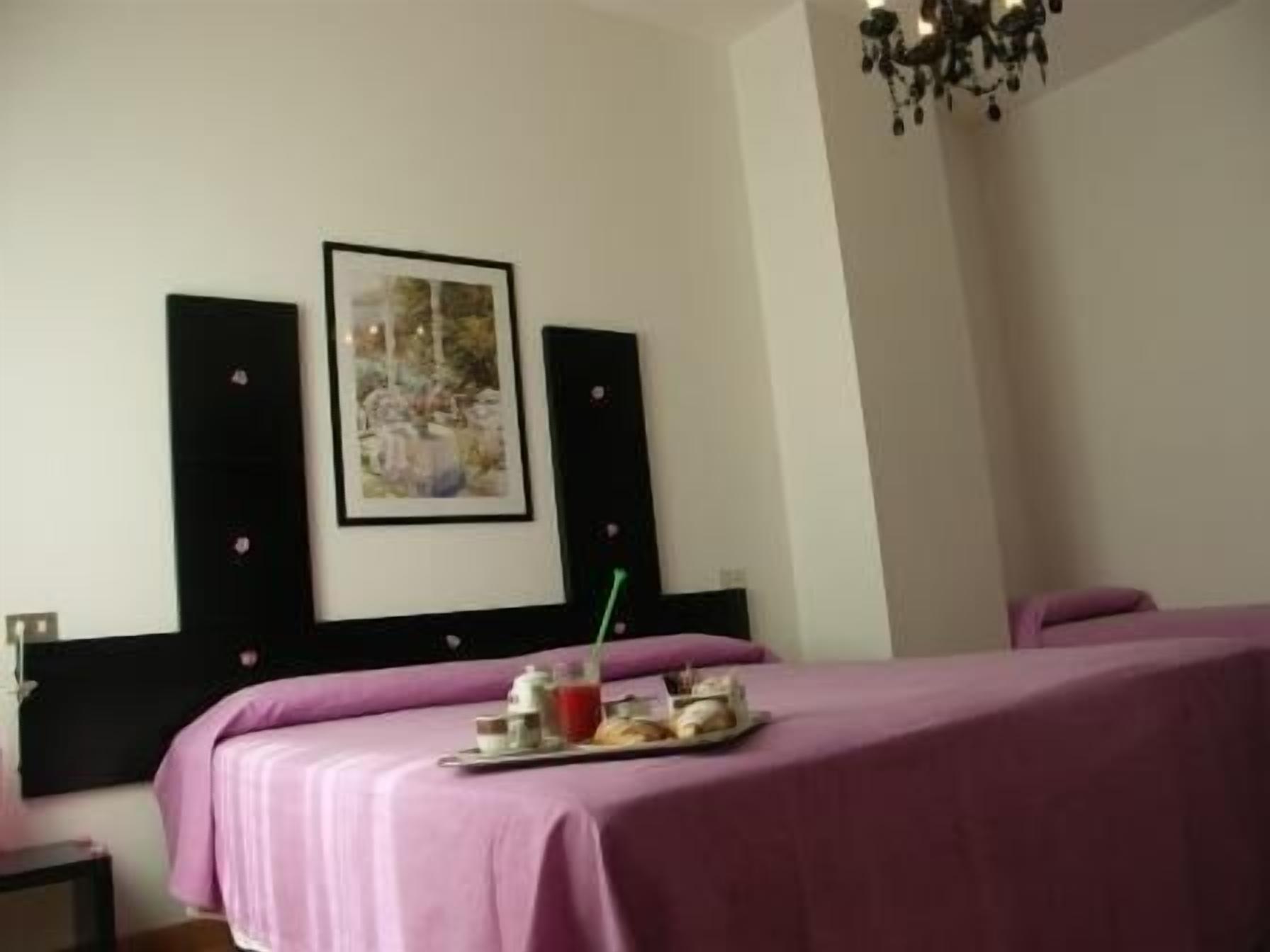 minibar, in-room safe, desk, soundproofing