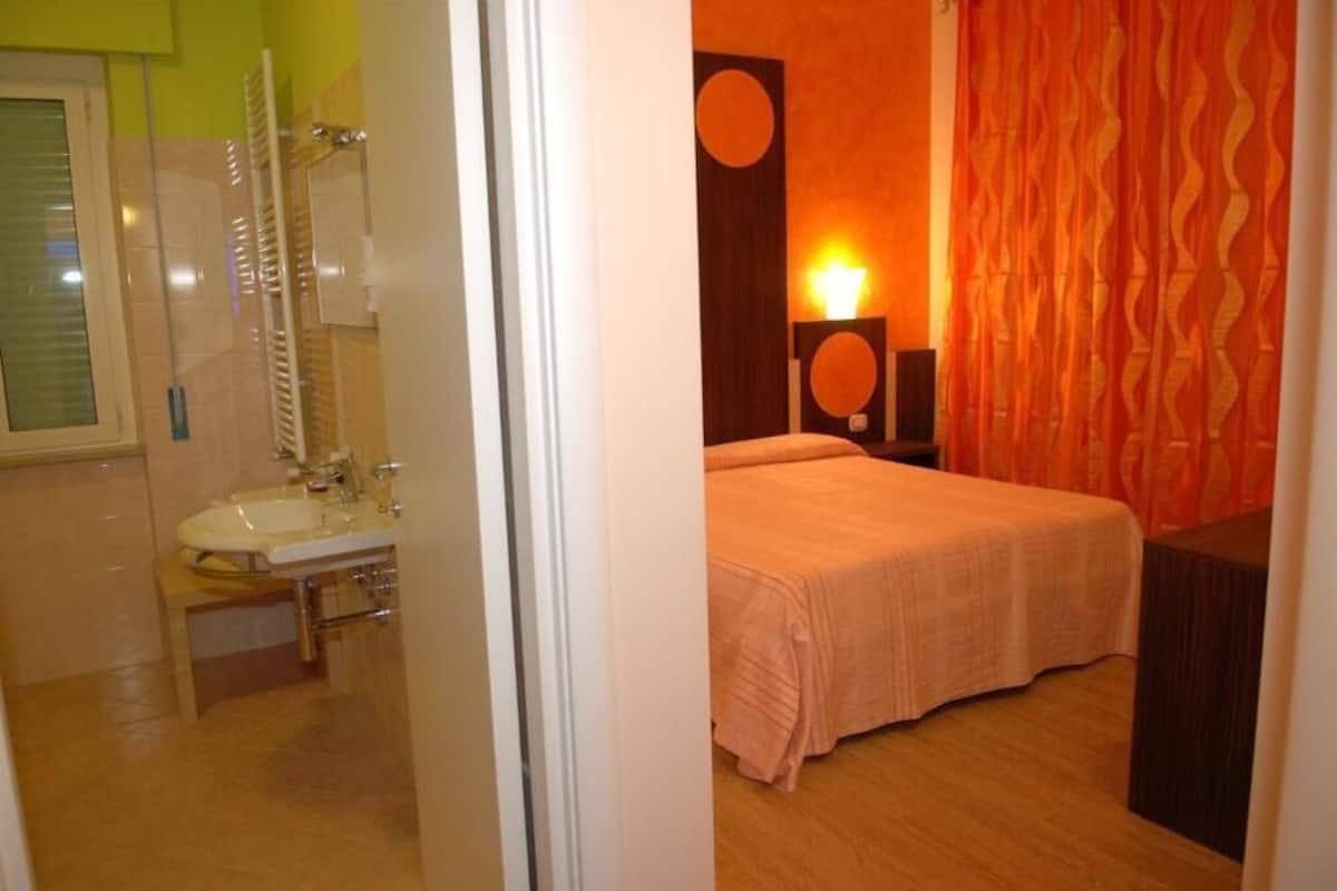 minibar, in-room safe, desk, soundproofing