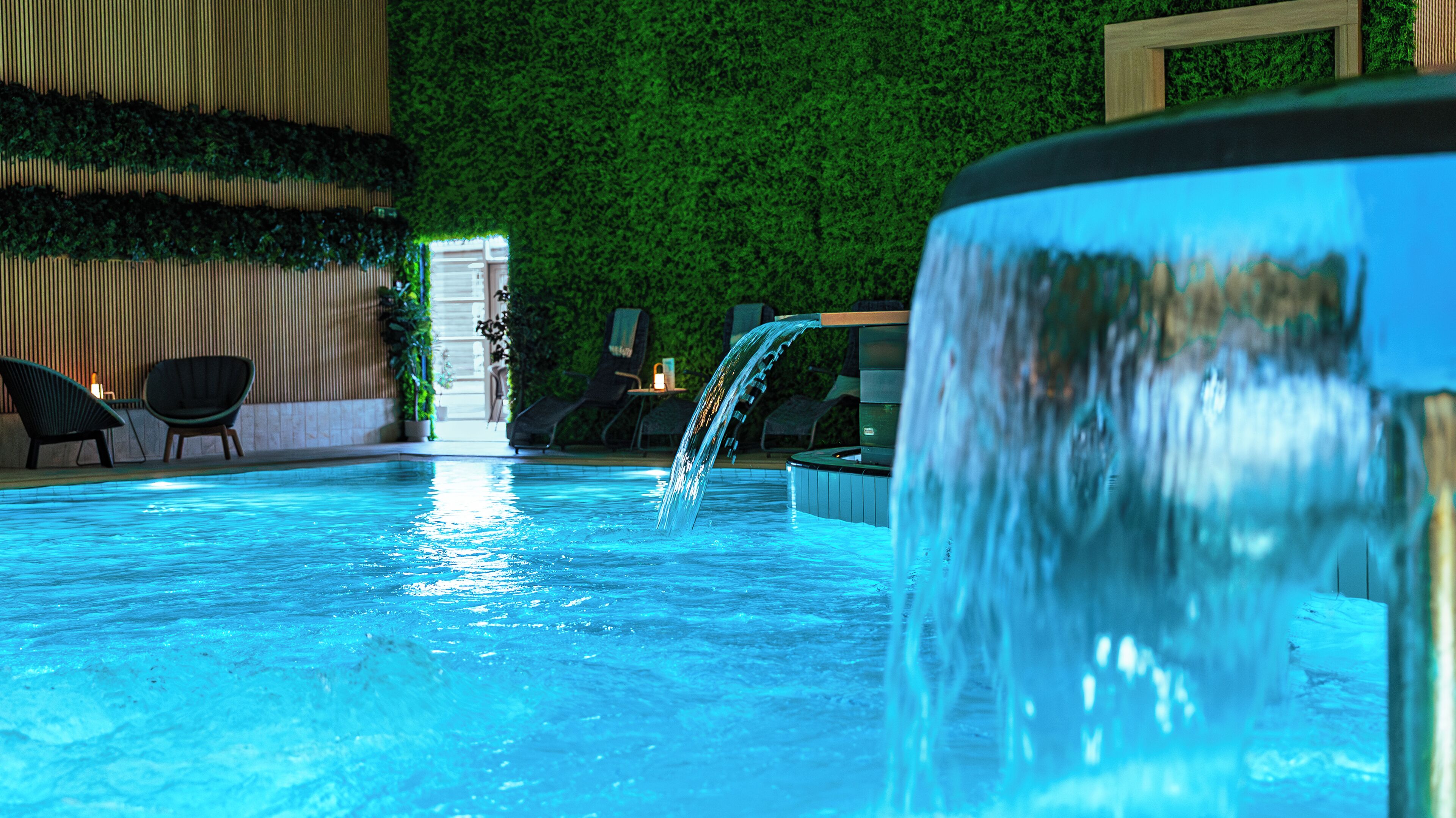 Behandlingsrum til par, sauna, boblebad, kropsbehandlinger, hydroterapi