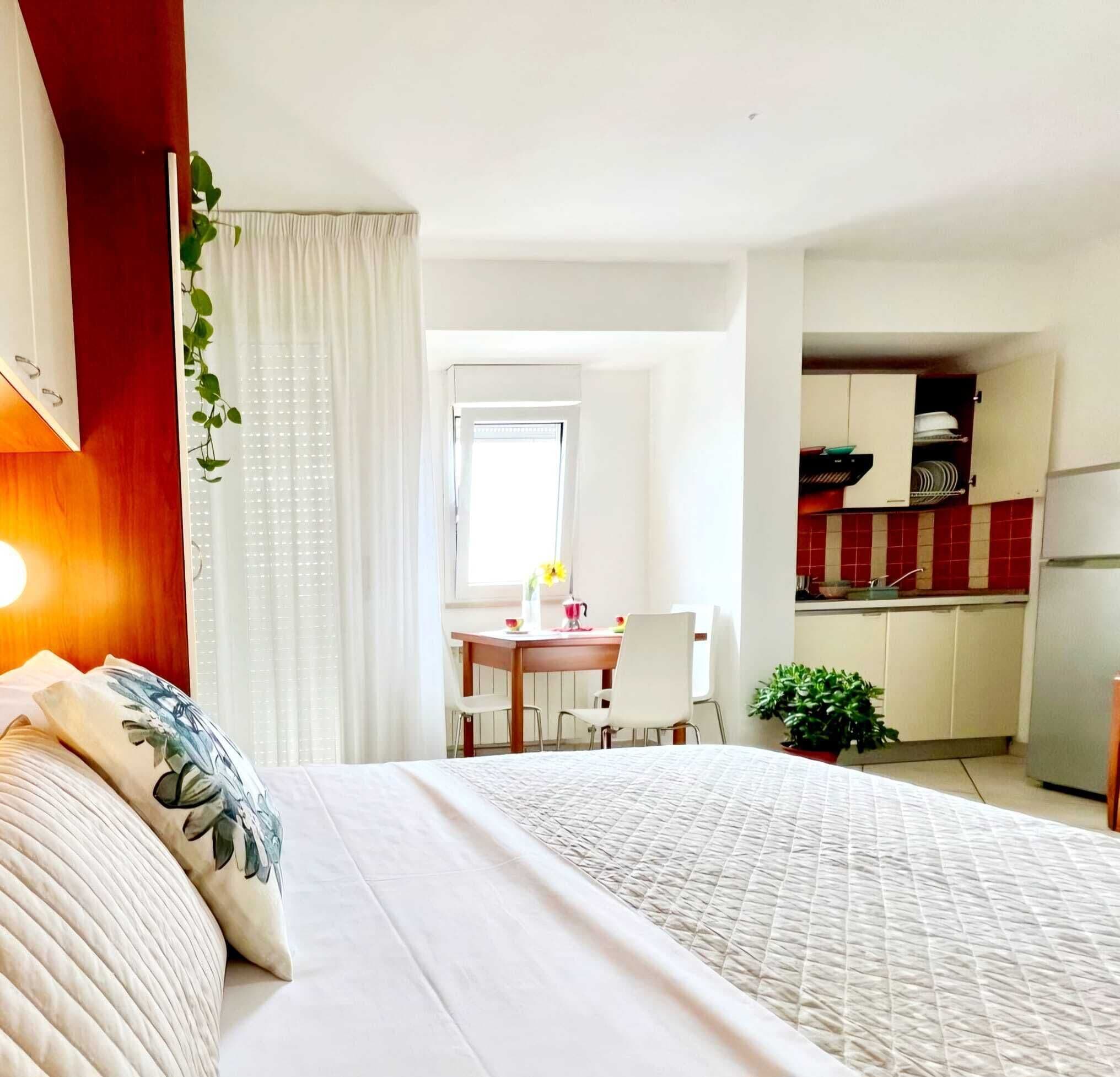 In-room safe, iron/ironing board, free WiFi, bed sheets