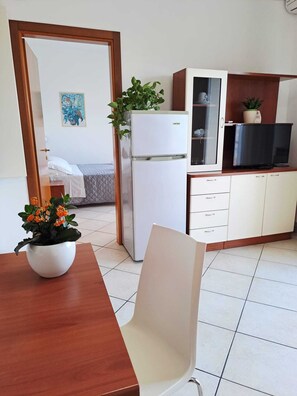 In-room safe, iron/ironing board, free WiFi, bed sheets - Residence I Girasoli (Rimini)