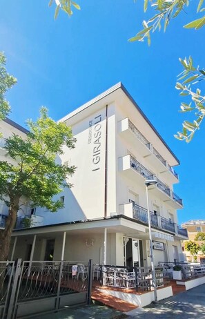 Front of property - Residence I Girasoli (Rimini)
