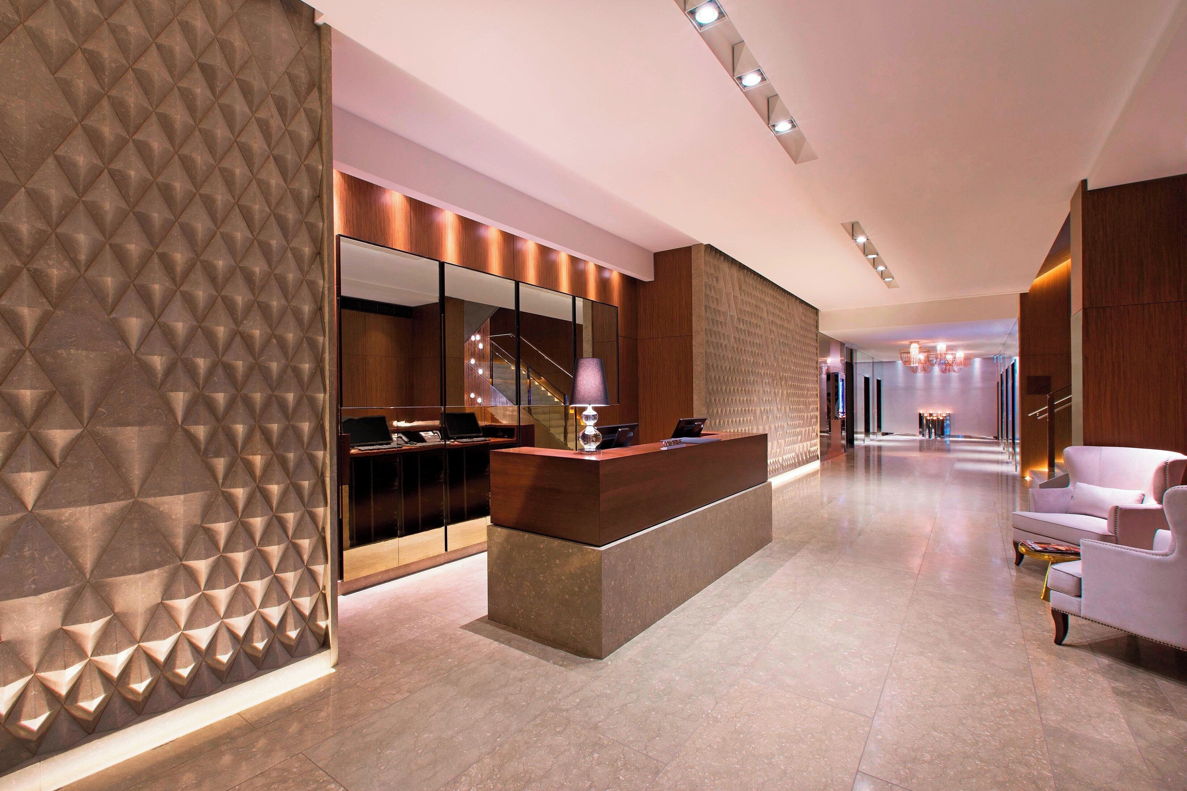 Quầy hỗ trợ khách