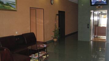 Kawasan tempat duduk lobi