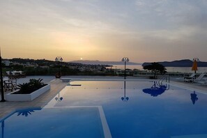 Pool - Top Hotel (Chania)