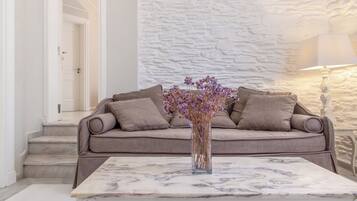 2 Room Suite With Private Pool