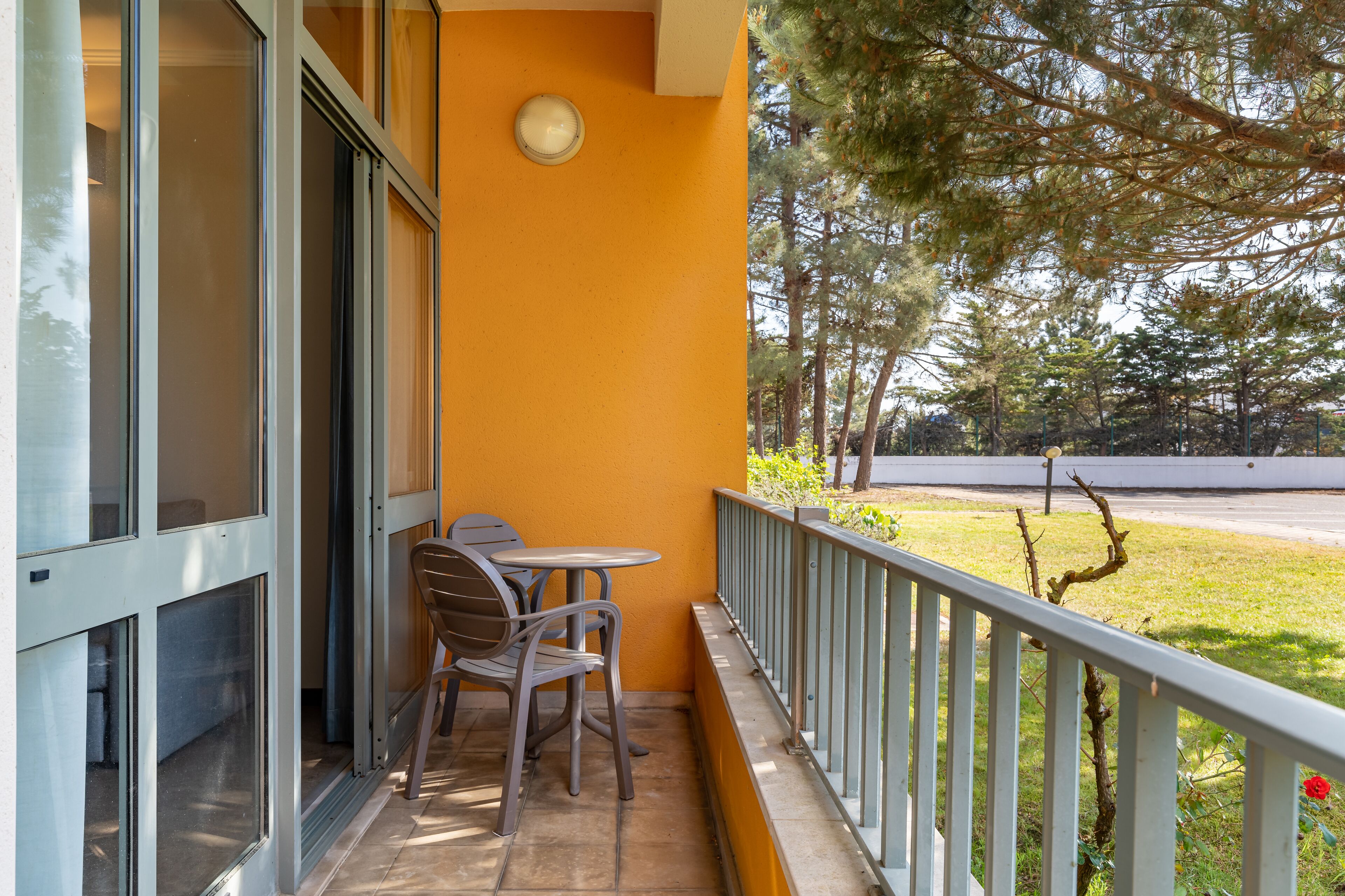 junior suite | street view