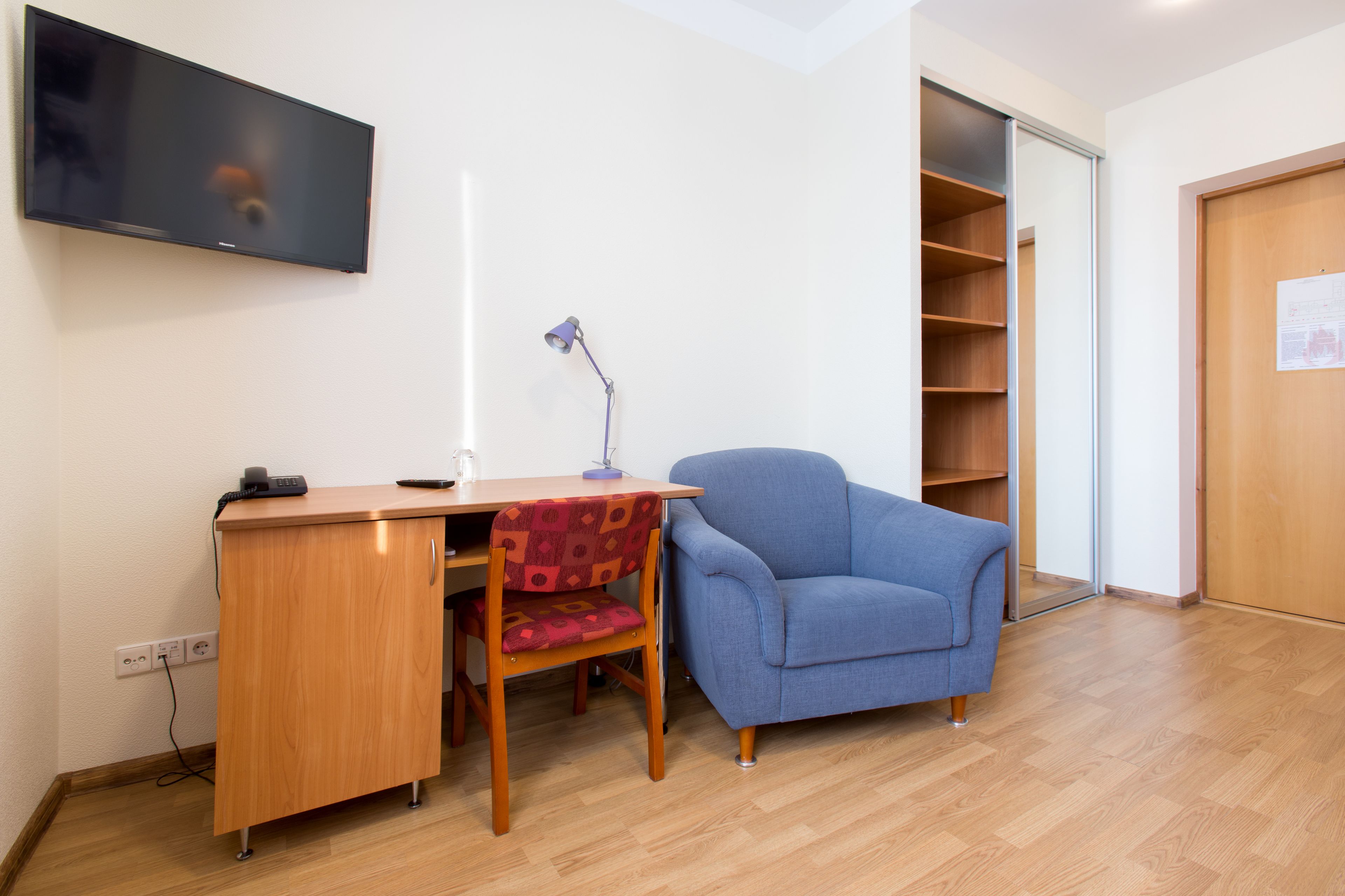 single room | television