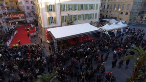 Uklassifisert bilde, 3 av 28, knapp