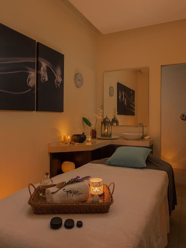 Sauna, hot springs, body treatments, hydrotherapy, body wraps