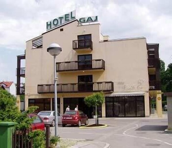 Exterior - Gaj (Zagreb)
