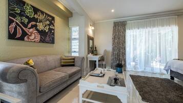 Suite | Lakens van Egyptisch katoen, pillowtop-bedden, een minibar