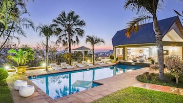 Outdoor pool, sun loungers