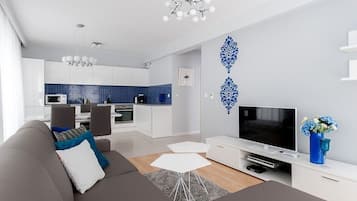 1 bedroom, in-room safe, individually decorated, individually furnished