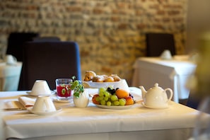 Desayuno continental incluido todos los días