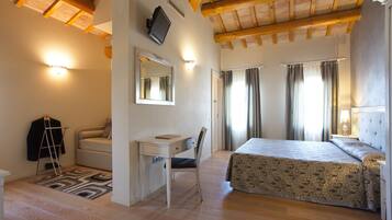 Minibar, coffres-forts dans les chambres, décoration personnalisée