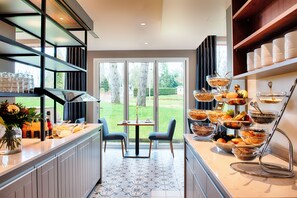 Colazione a buffet inclusa, servita tutte le mattine 