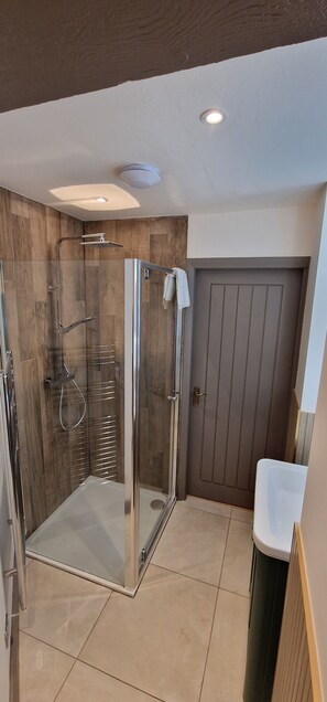 Luxury Double Room, Ensuite | Bathroom