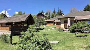 Bungalow Familial | Bureau, fer et planche Ă repasser, Wi-Fi gratuit, draps fournis