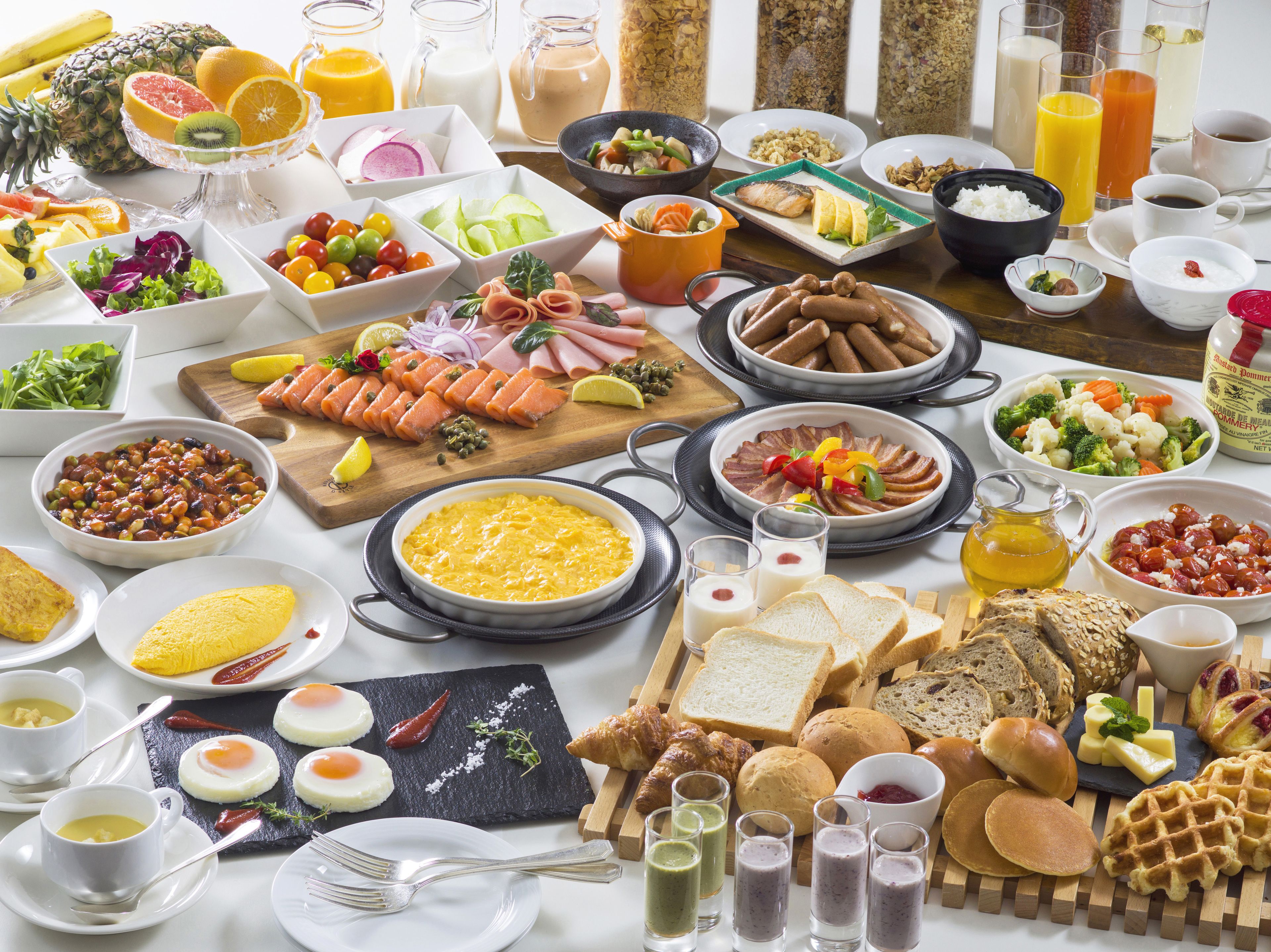 Frukost enligt egen beställning varje dag mot avgift