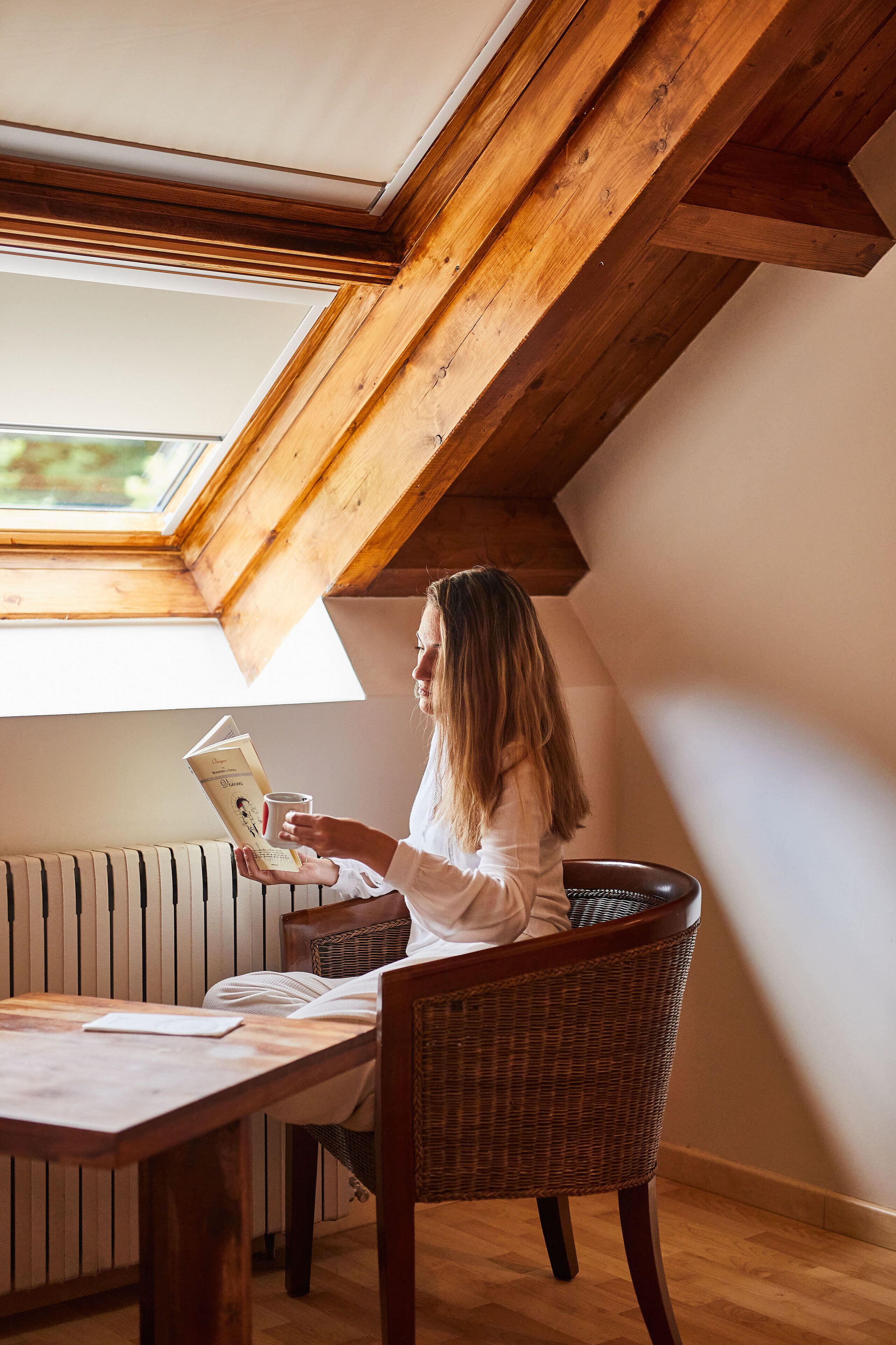 1-inch tv with satellite channels