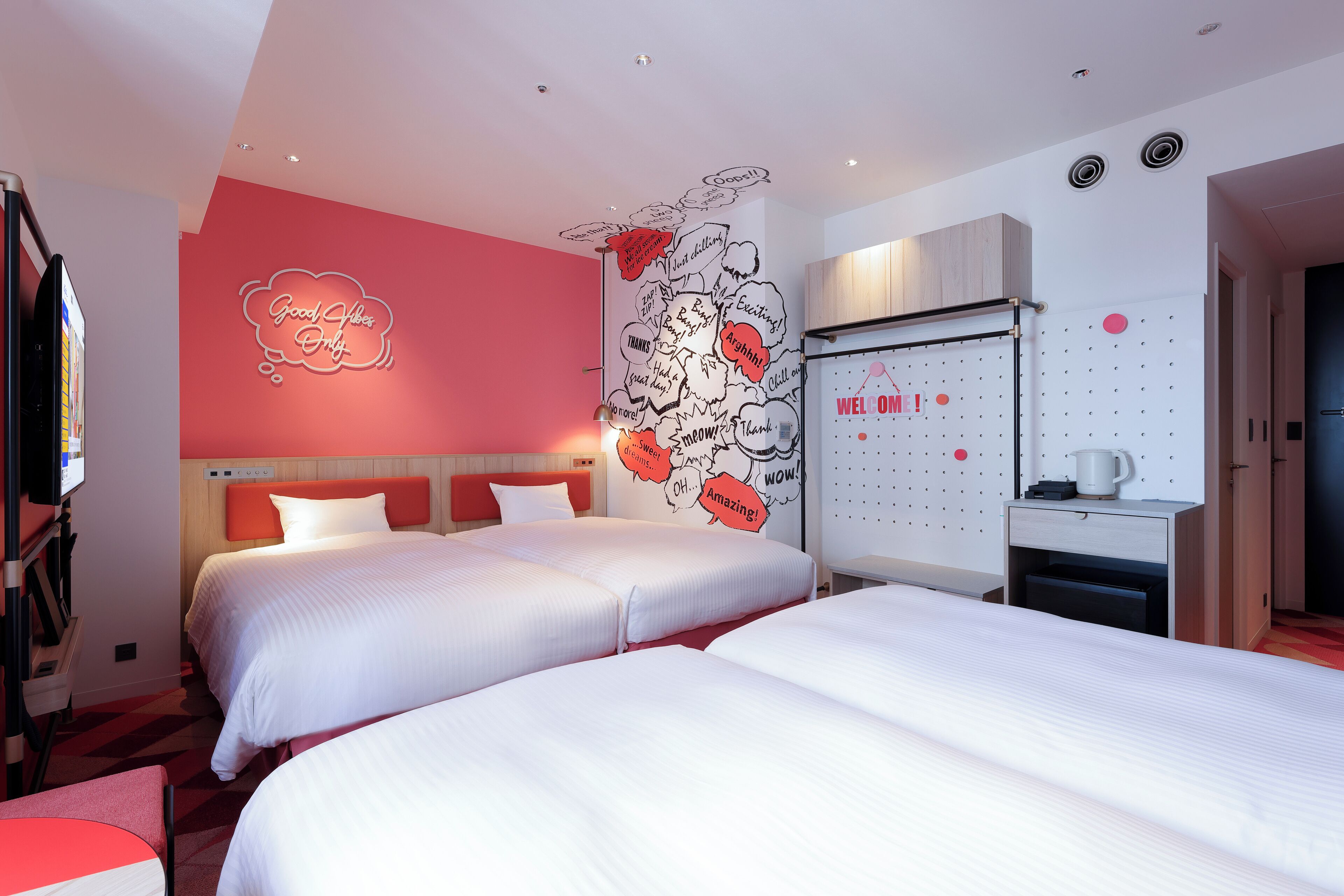 superior twin room, non smoking | in-room safe, free wifi, bed sheets