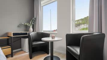 Chambre Double | Espace de travail pour ordinateur portable, chambres insonorisées