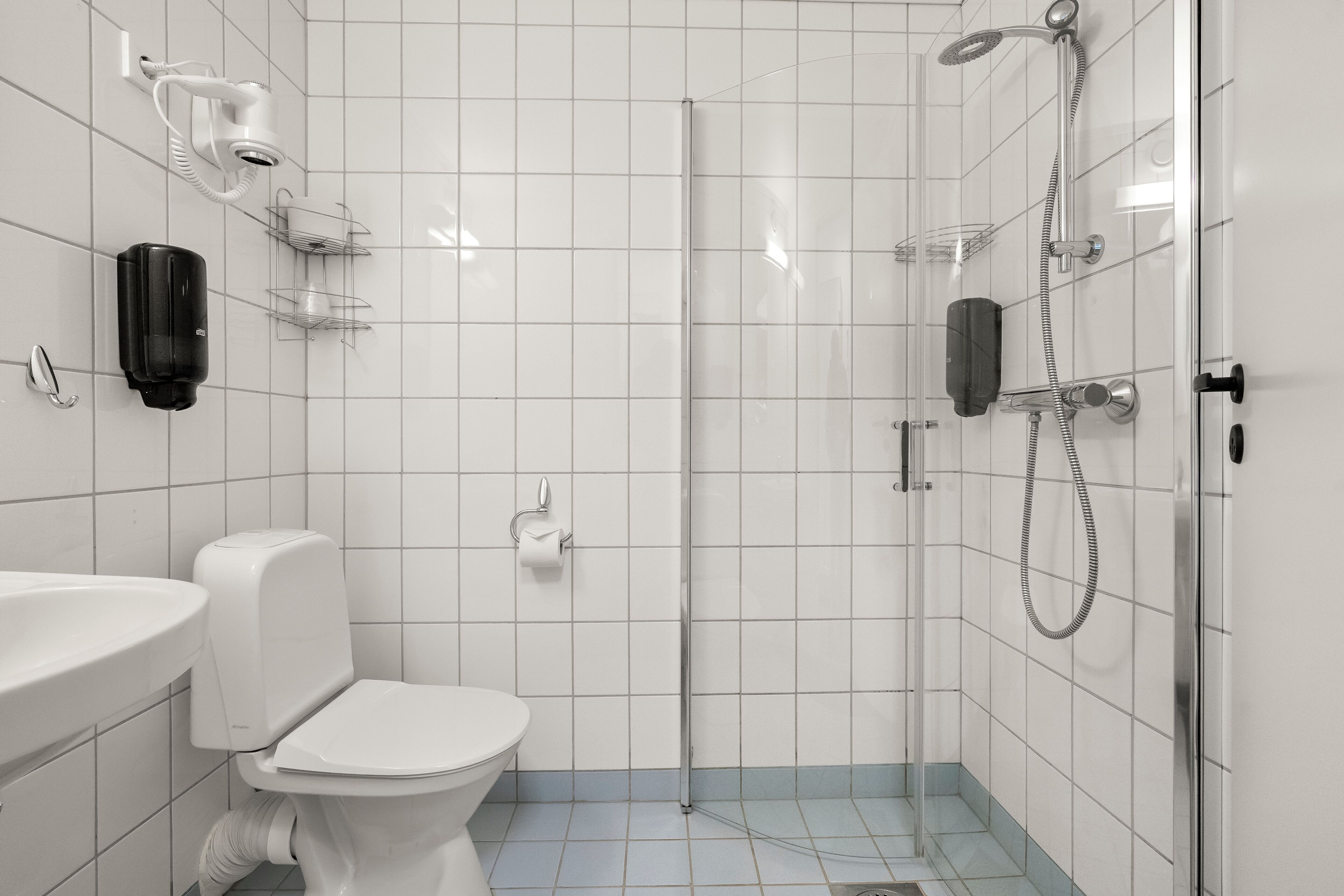 family room, 2 bedrooms | bathroom | towels