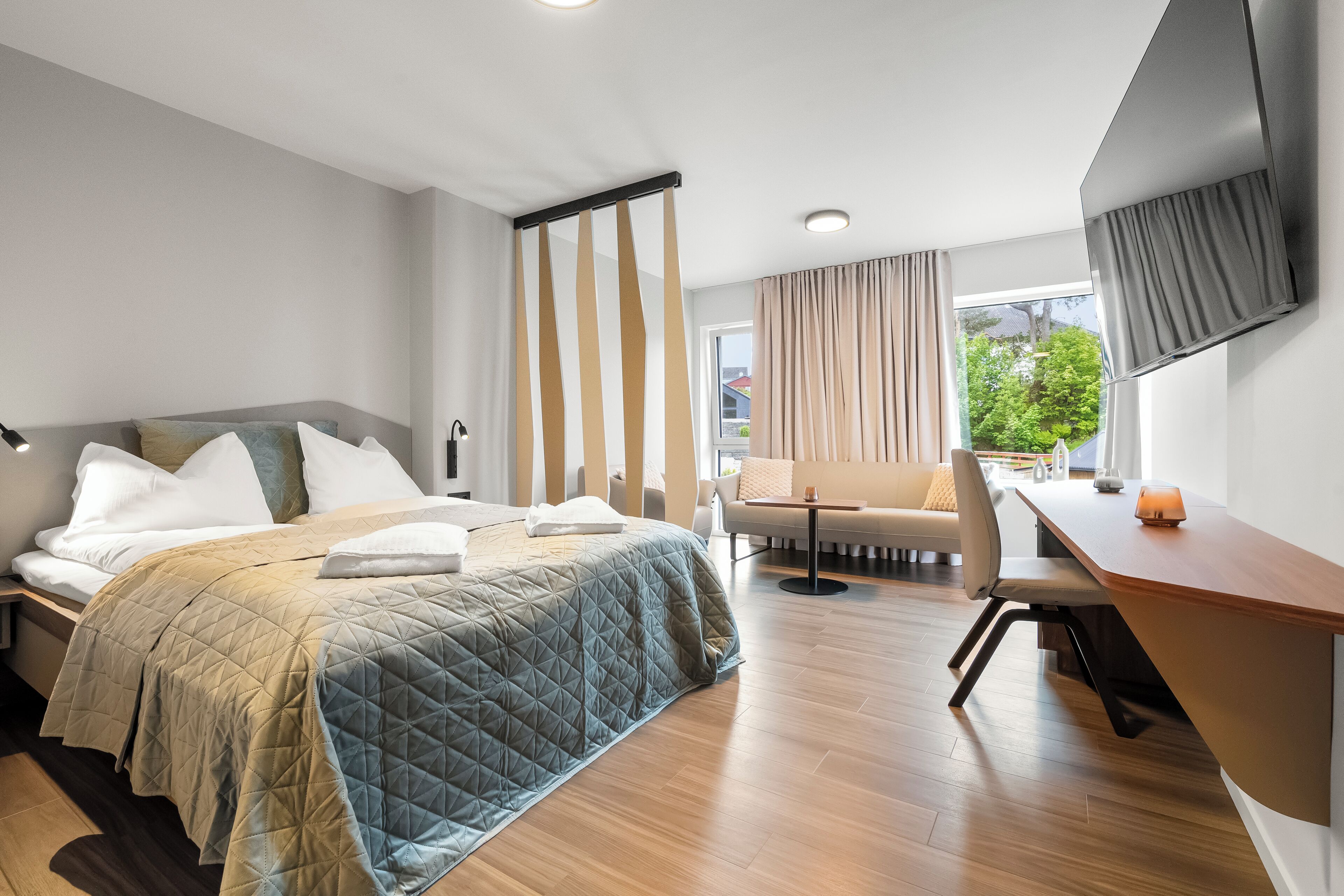 superior room | 1 bedroom, laptop workspace, soundproofing, iron/ironing board