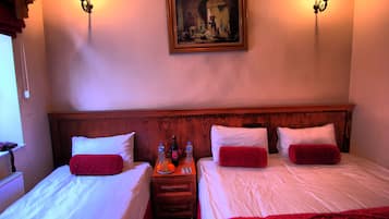 Ropa de cama de alta calidad, minibar, escritorio y wifi gratis