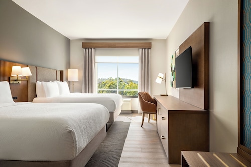 Holiday Inn Birmingham - Hoover by IHG