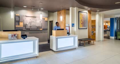 Holiday Inn Express and Suites Winona North by IHG