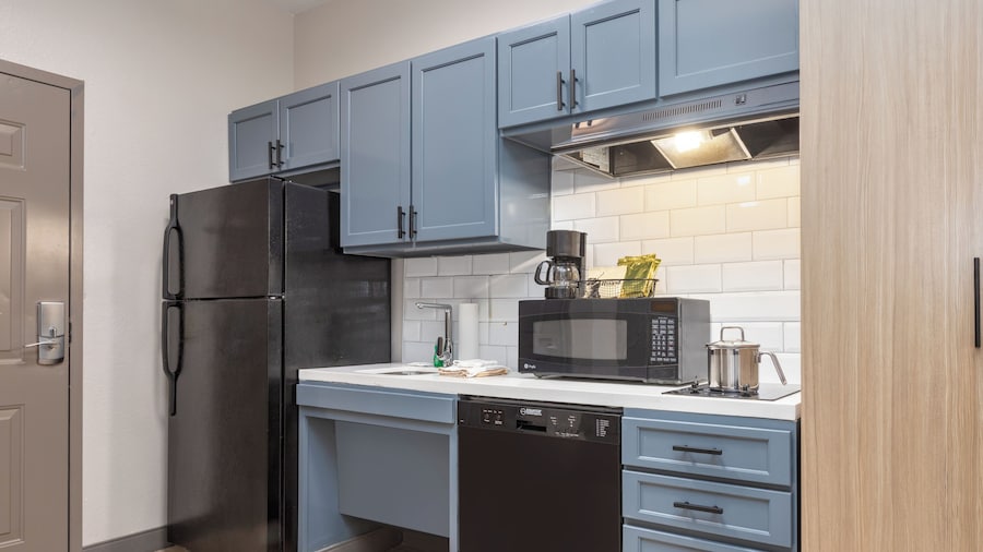 Candlewood Suites Houston (The Woodlands) by IHG