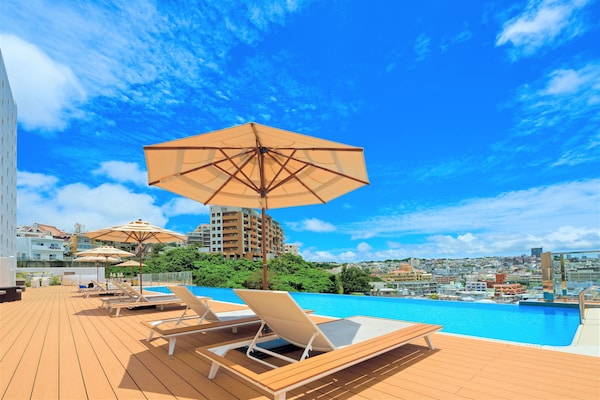 Infinisis Naha Shurijo By Hewitt Resort - Naha