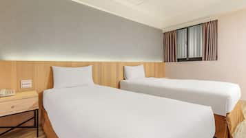 Standard Twin Room, No Windows