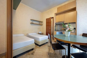 Studio, Multiple Beds | In-room safe, desk, blackout drapes, soundproofing