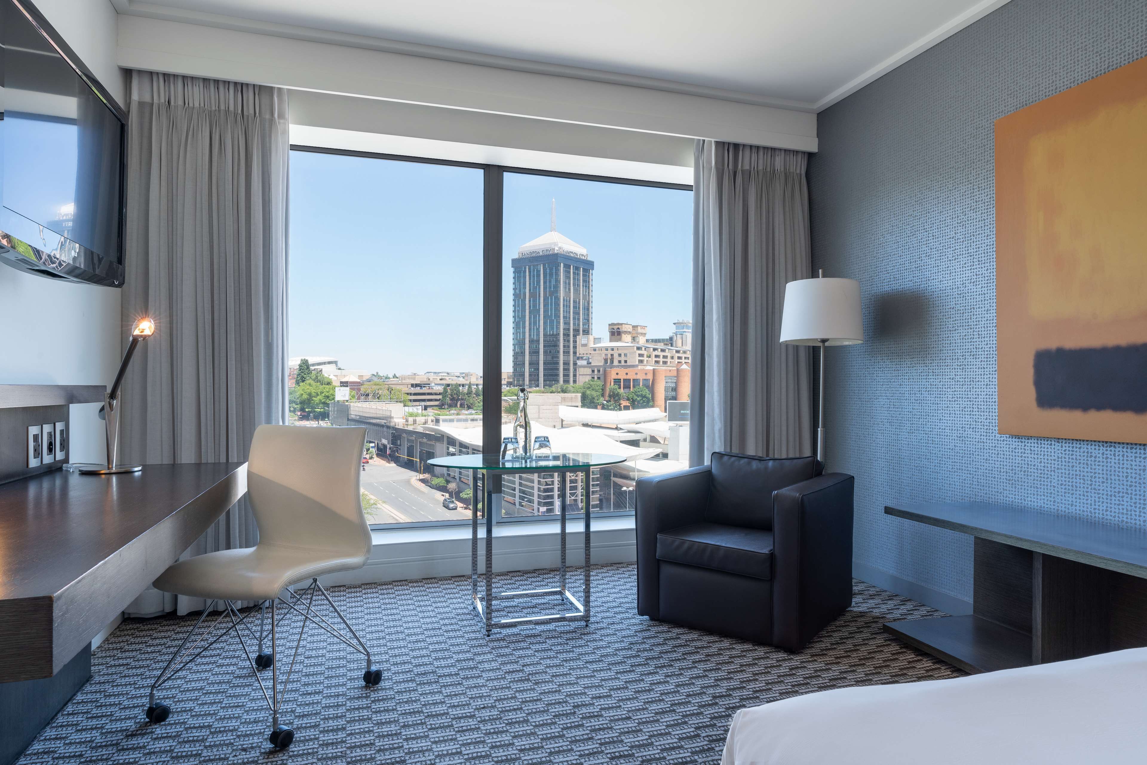 superior room (high floor) | premium bedding, minibar, in-room safe, desk