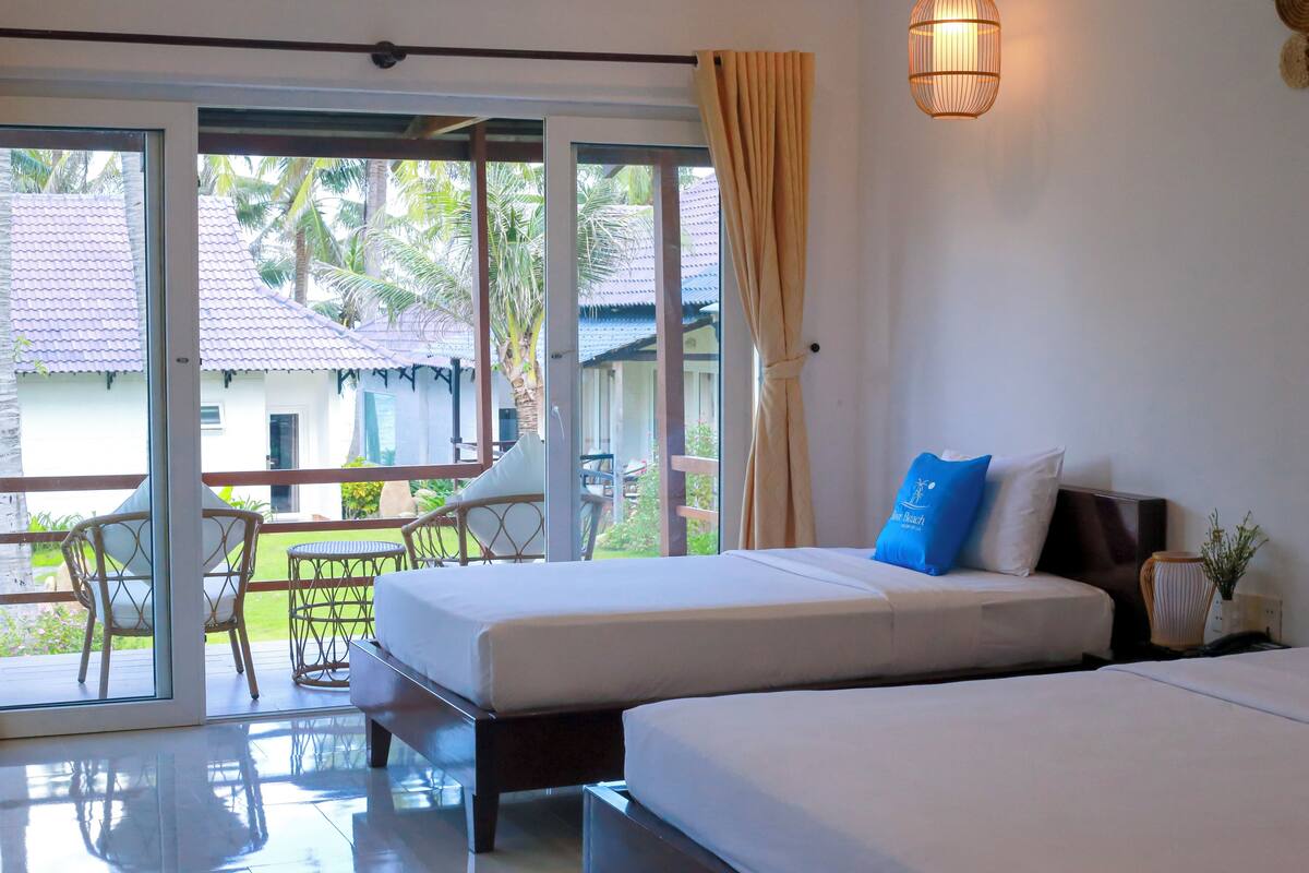 Family Bungalow, Garden View | 1 bedroom, minibar, desk, soundproofing