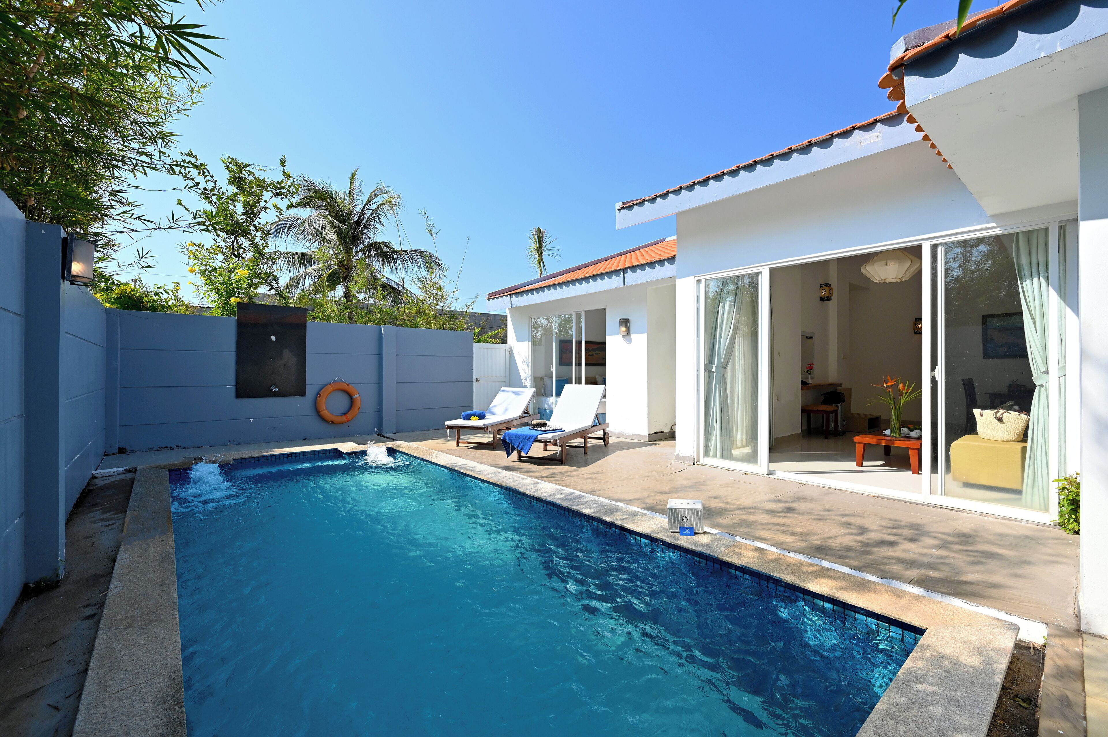 Familienvilla, 2 Schlafzimmer, eigener Pool | Blick auf den Garten