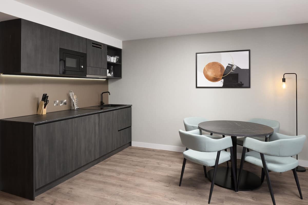 1 bedroom, premium bedding, pillow-top beds, in-room safe