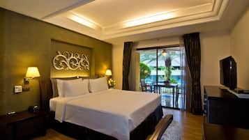 Deluxe-huone, pääsy uima-altaalle | Tallelokero huoneessa, työpöytä, silitysrauta/-lauta, ilmainen Wi-Fi