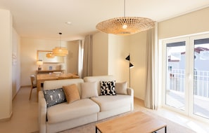 Deluxe Apartment, 1 Bedroom | Living area
