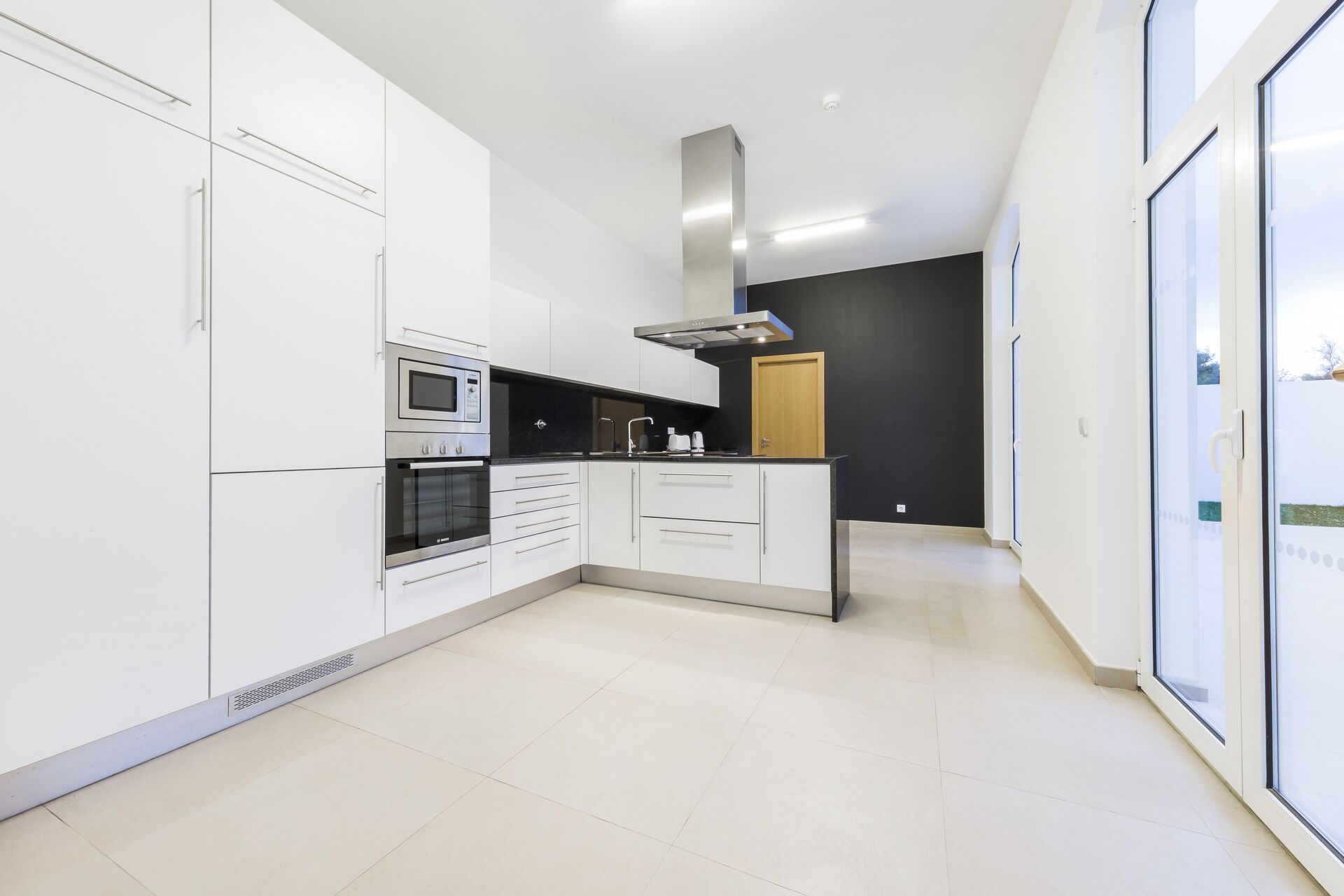 villa, 4 bedrooms | private kitchen | full-sized fridge, microwave, oven, stovetop