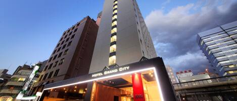 Fachada de la propiedad