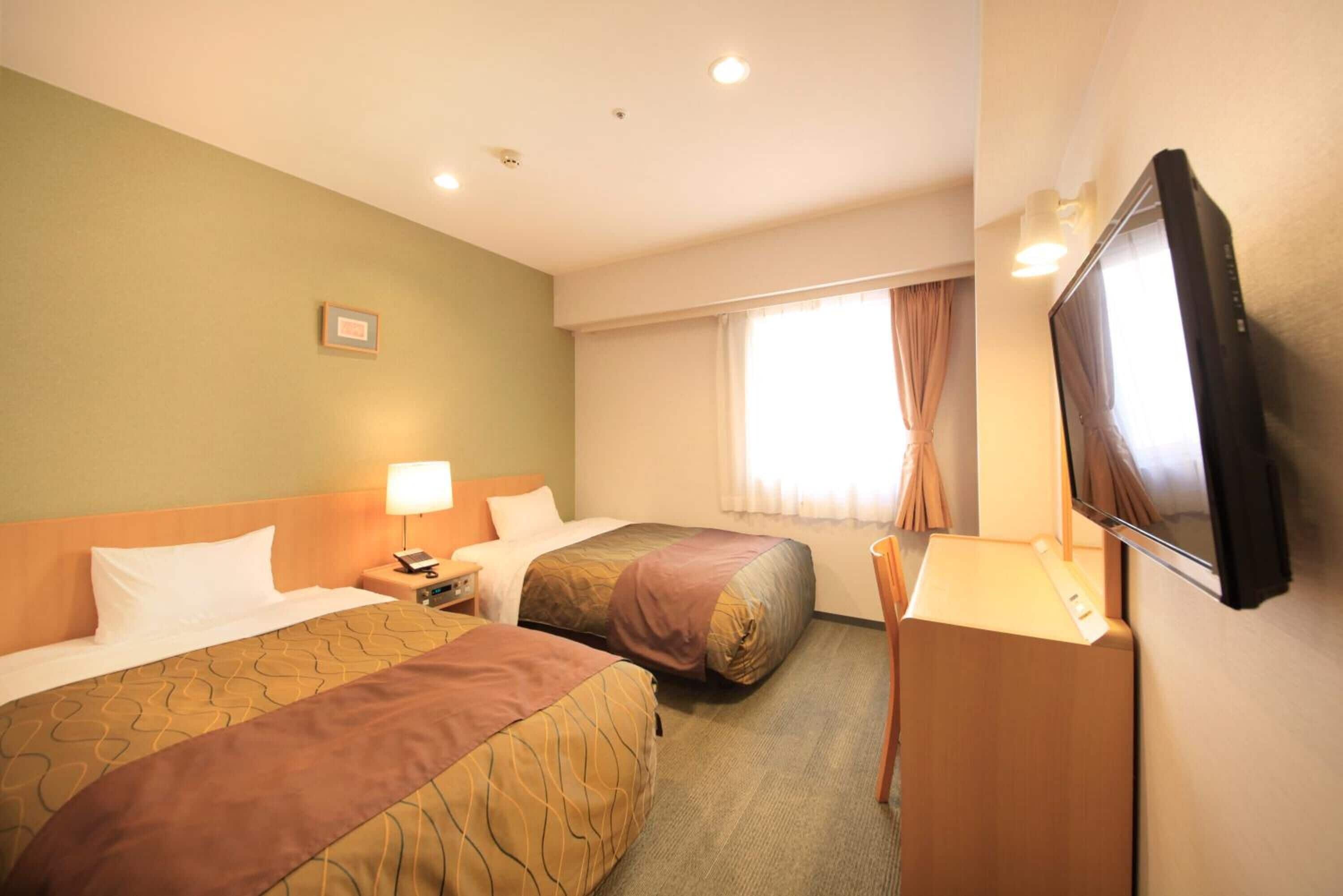 desk, blackout curtains, iron/ironing board, wifi