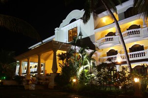 Fachada da propriedade