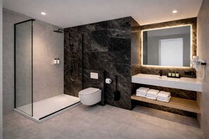 샤워 시설, 헤어드라이어, 타월