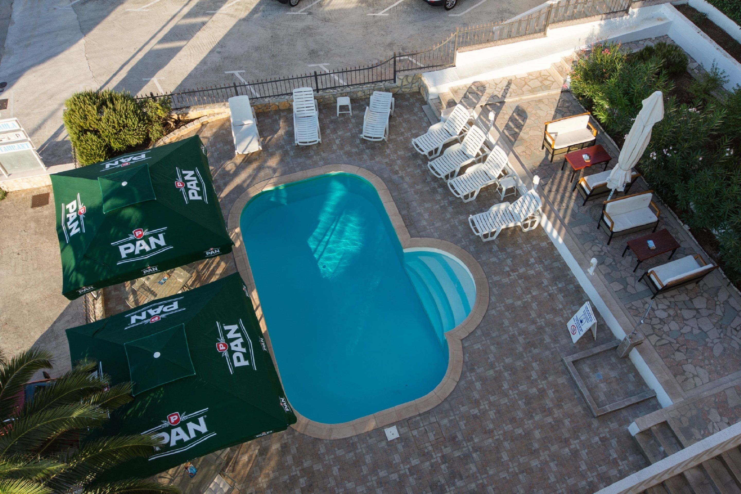 outdoor pool, pool loungers