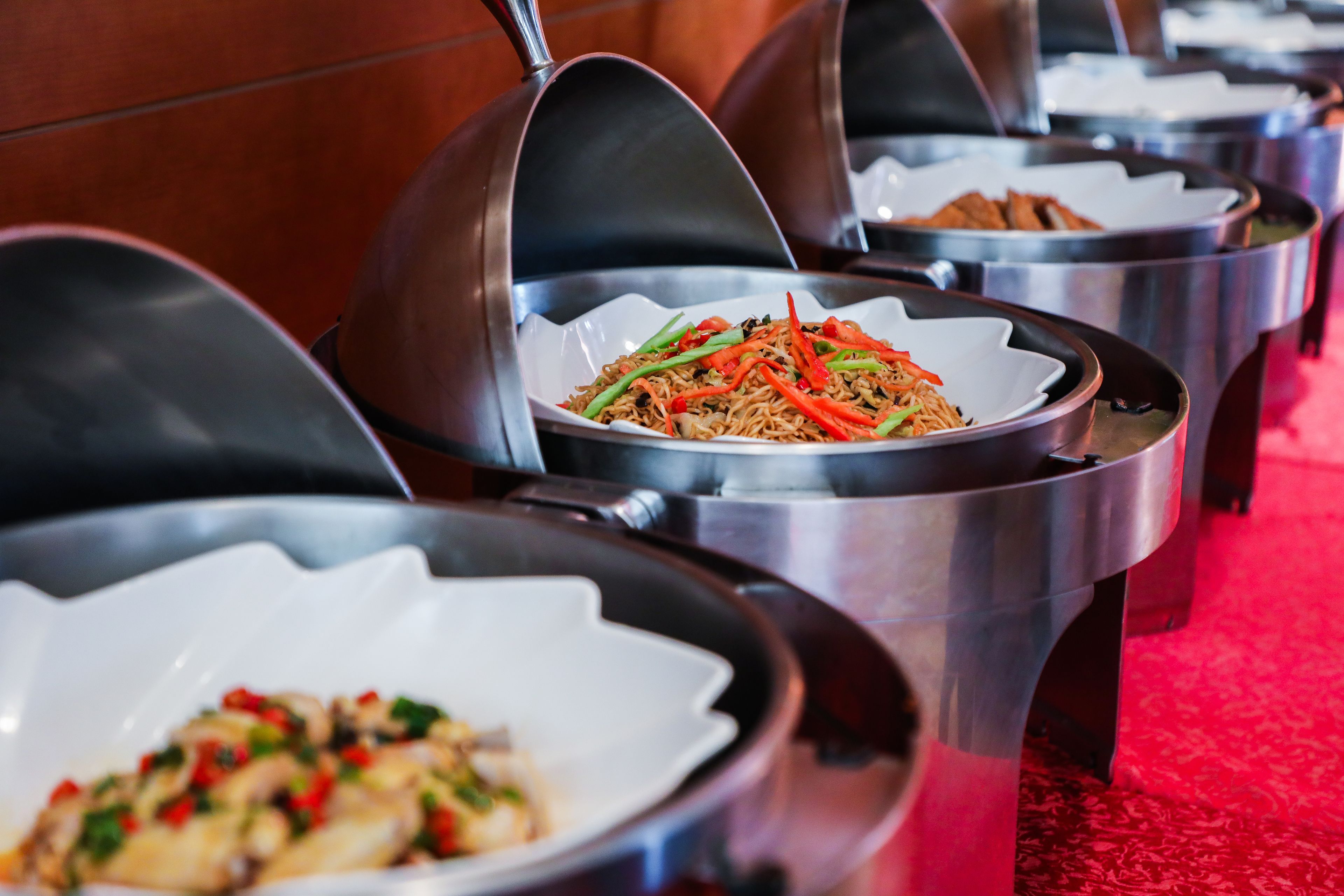 每日供应自助式早餐（每人 CNY 138）